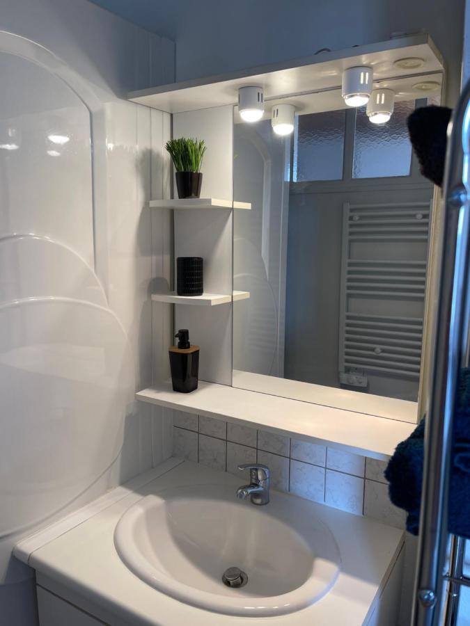 Studio lumineux avec parking et wifi gratuit Bagnoles de l'Orne Normandie Extérieur photo